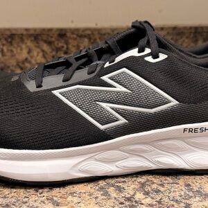 New Balance 520 FreshFoam Size 13 4E Shoes